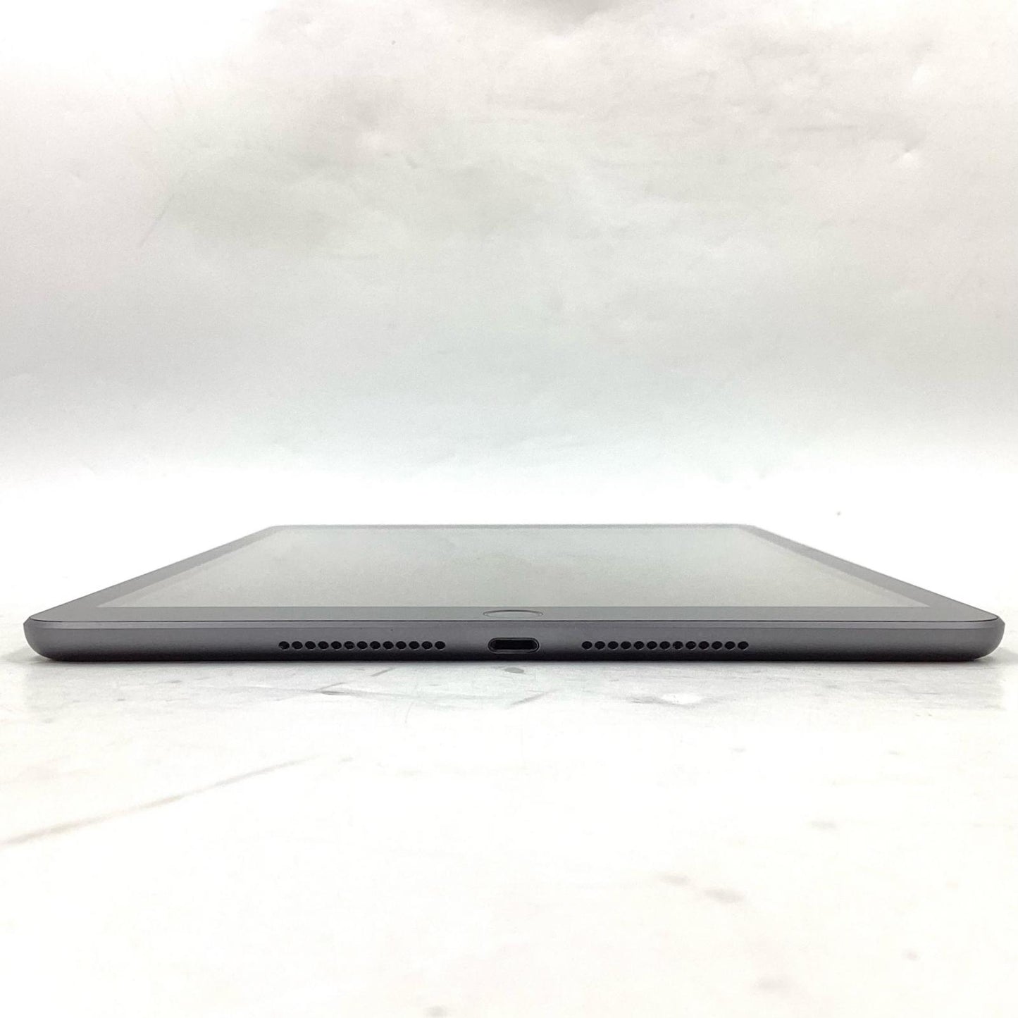 【全額返金保証】【最速発送】Apple iPad iPad 10.2インチ 第9世代 64GB スペースグレイ Wi-Fi 美品 動作確認済