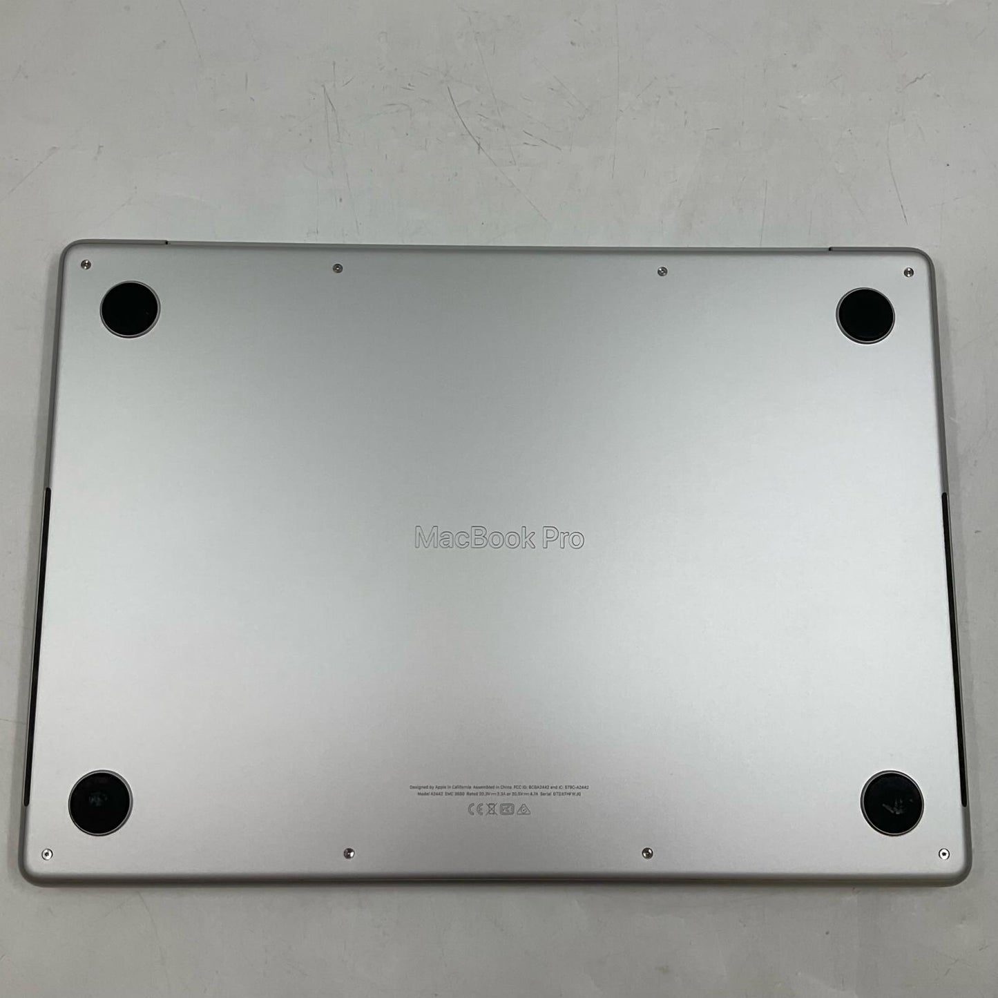 【最速発送】Apple MacBook Pro 14.2インチ 2021 M1 Pro 8コア 16GB 512GB シルバー 89%【難有】