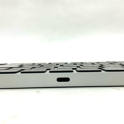 【全額返金保証】【最速発送】Apple Magic Keyboard（テンキー付き、USB–C）- 日本語 - ブラックキー MXK83J/A 動作確認済