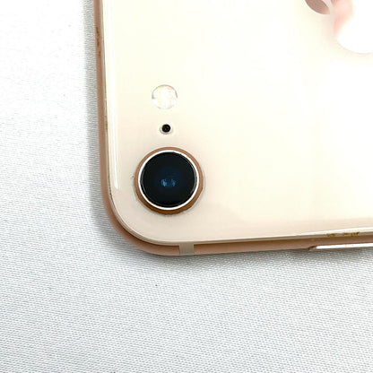 【最速発送】Apple iPhone iPhone 8 64GB ゴールド docomo 白ロム【難有】 82%