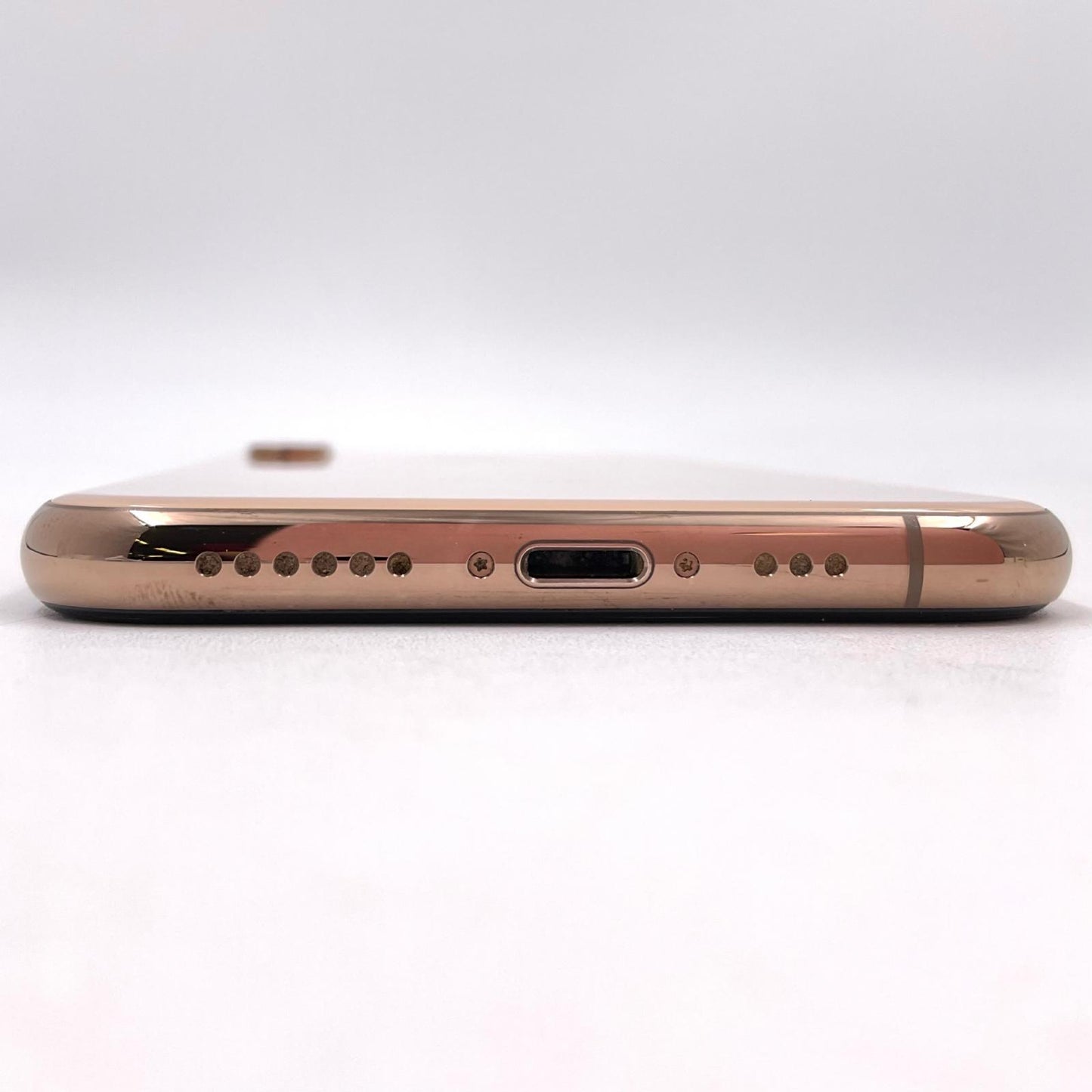 【全額返金保証】【最速発送】Apple iPhone iPhone XS 64GB ゴールド docomo 白ロム 動作確認済 73%