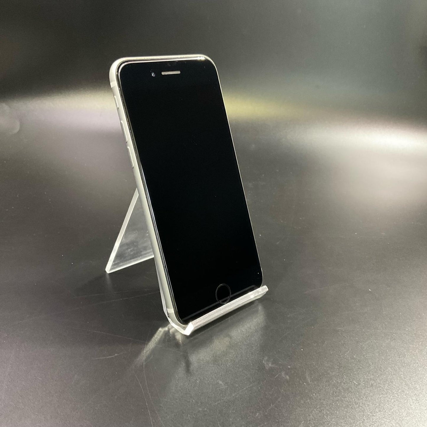 【全額返金保証】【最速発送】Apple iPhone iPhone SE（第2世代） 64GB スターライト SIMフリー 白ロム 動作確認済 77%