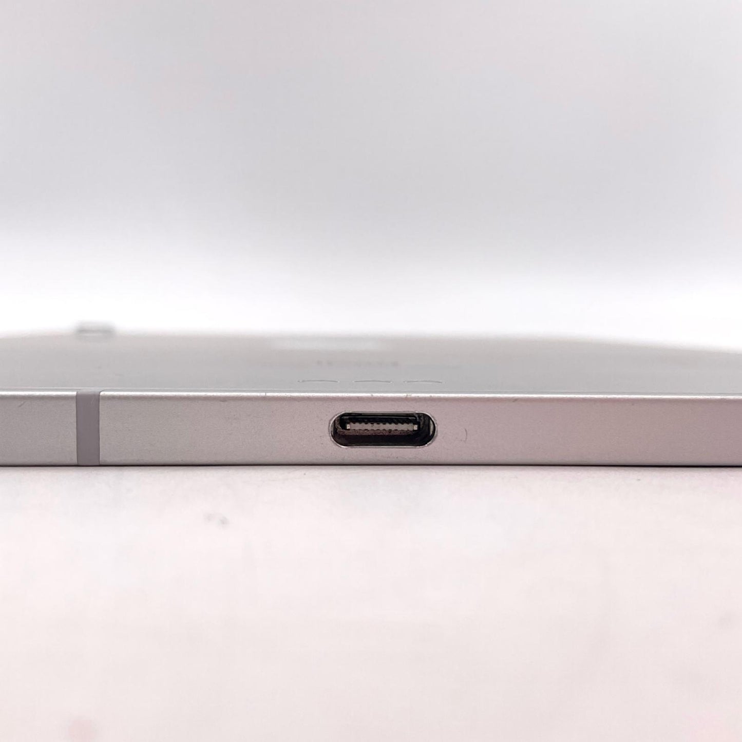 【全額返金保証】【最速発送】Apple iPad Pro 11インチ 第1世代 64GB シルバー WiFi+Cellular SIMフリー 動作確認済