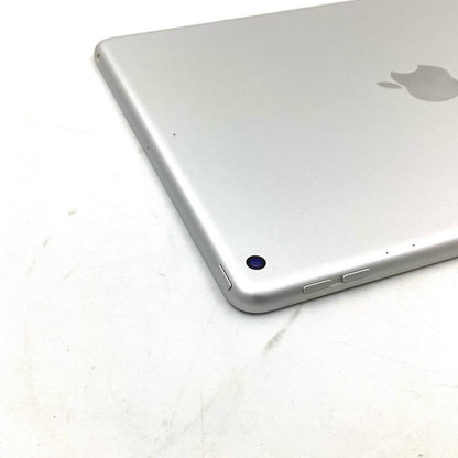 【全額返金保証】【最速発送】Apple iPad iPad 10.2インチ 第9世代 64GB シルバー Wi-Fi 動作確認済