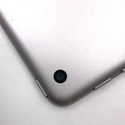 【全額返金保証】【最速発送】Apple iPad iPad 9.7インチ 第6世代 32GB スペースグレイ Wi-Fi 動作確認済