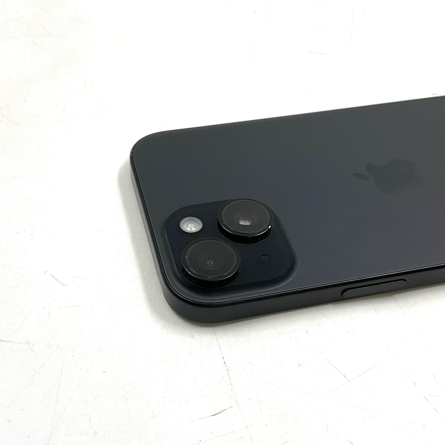 【最速発送】Apple iPhone iPhone 15 128GB ブラック docomo SIMフリー 白ロム【難有】 85%