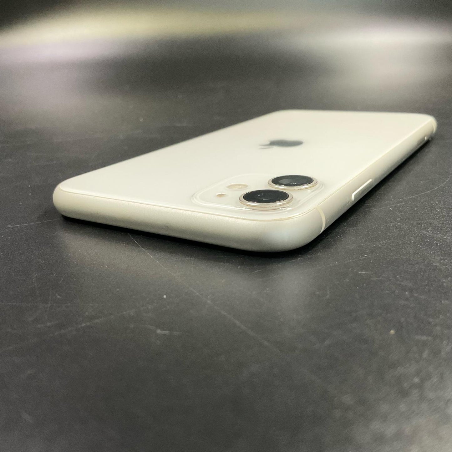 【全額返金保証】【最速発送】Apple iPhone iPhone 11 128GB ホワイト SIMフリー 白ロム 動作確認済 73%