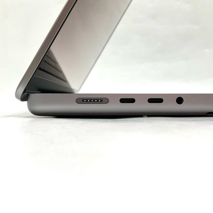 【全額返金保証】【最速発送】Apple MacBook Pro 16インチ 2021 Apple M1 Max 32GB 1TB スペースグレイ 98% 美品 動作確認済