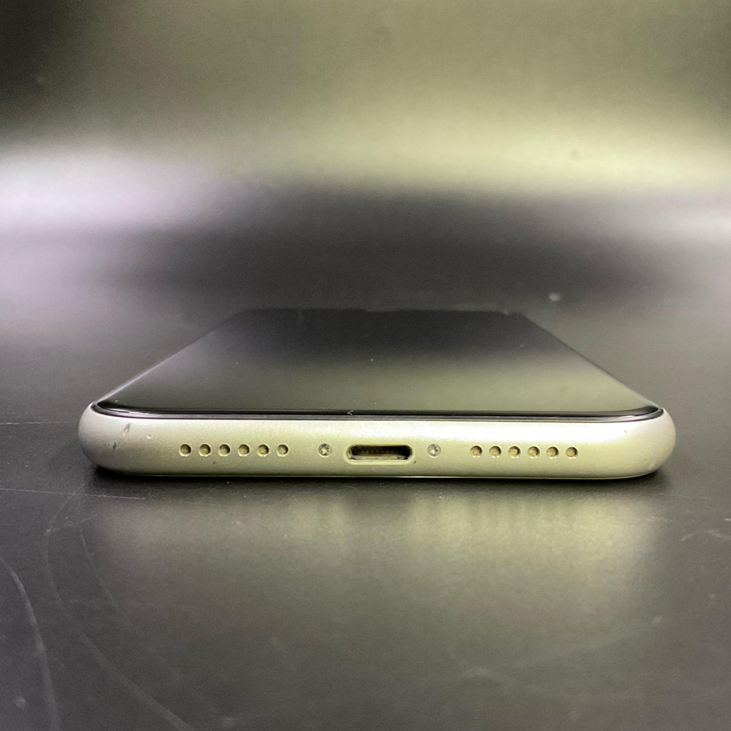 【全額返金保証】【最速発送】Apple iPhone iPhone 11 128GB ホワイト Softbank 白ロム 動作確認済 76%