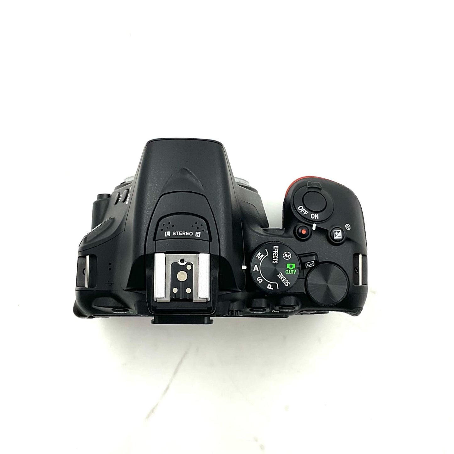 【全額返金保証】【最速発送】Nikon デジタル一眼 D5600 ボディ ブラック 美品 動作確認済