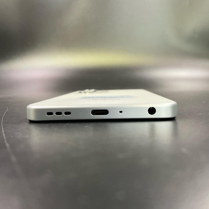 【全額返金保証】【最速発送】OPPO A 5 128GB White au SIMフリー OPG06 白ロム 美品 動作確認済