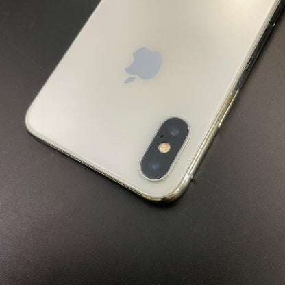 【全額返金保証】【最速発送】Apple iPhone iPhone X 256GB シルバー docomo SIMフリー 白ロム 動作確認済 75%