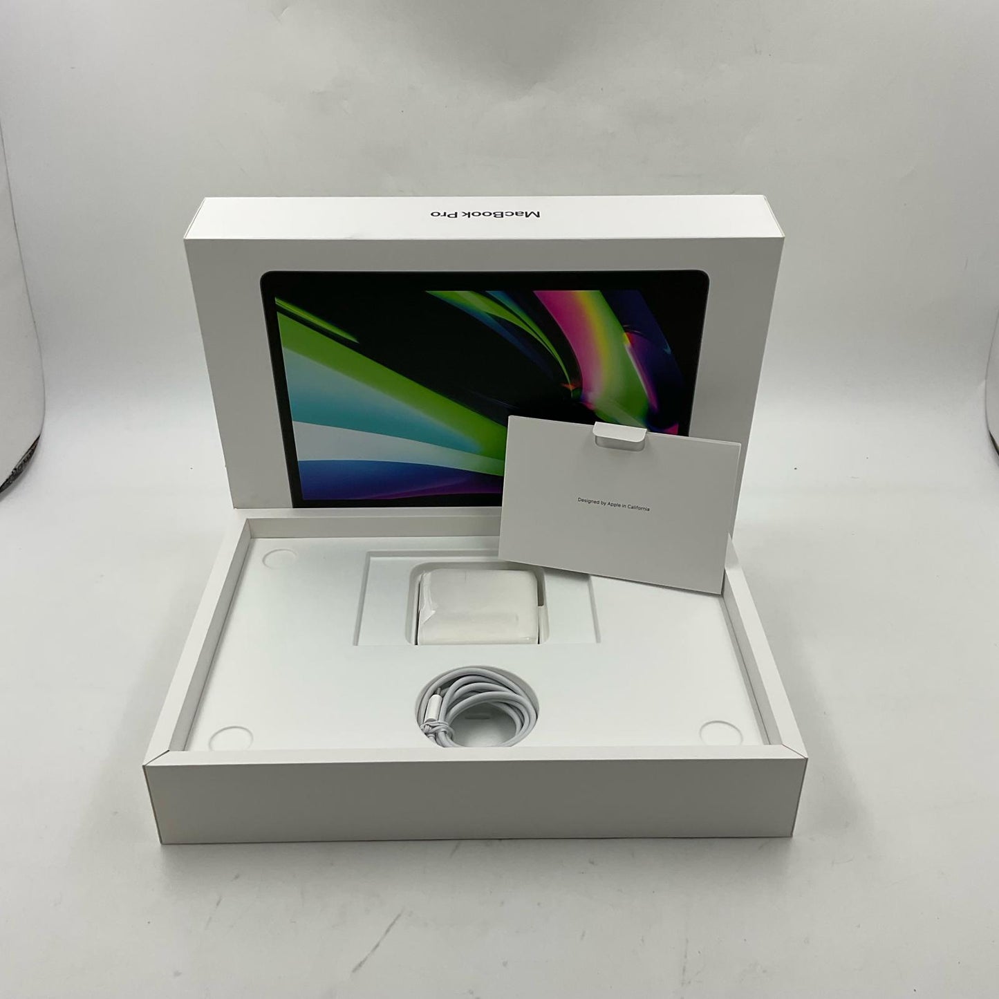 【全額返金保証】【最速発送】Apple MacBook Pro 13インチ 2022 M2 8コア 16GB 512GB スペースグレイ 100% 美品 動作確認済