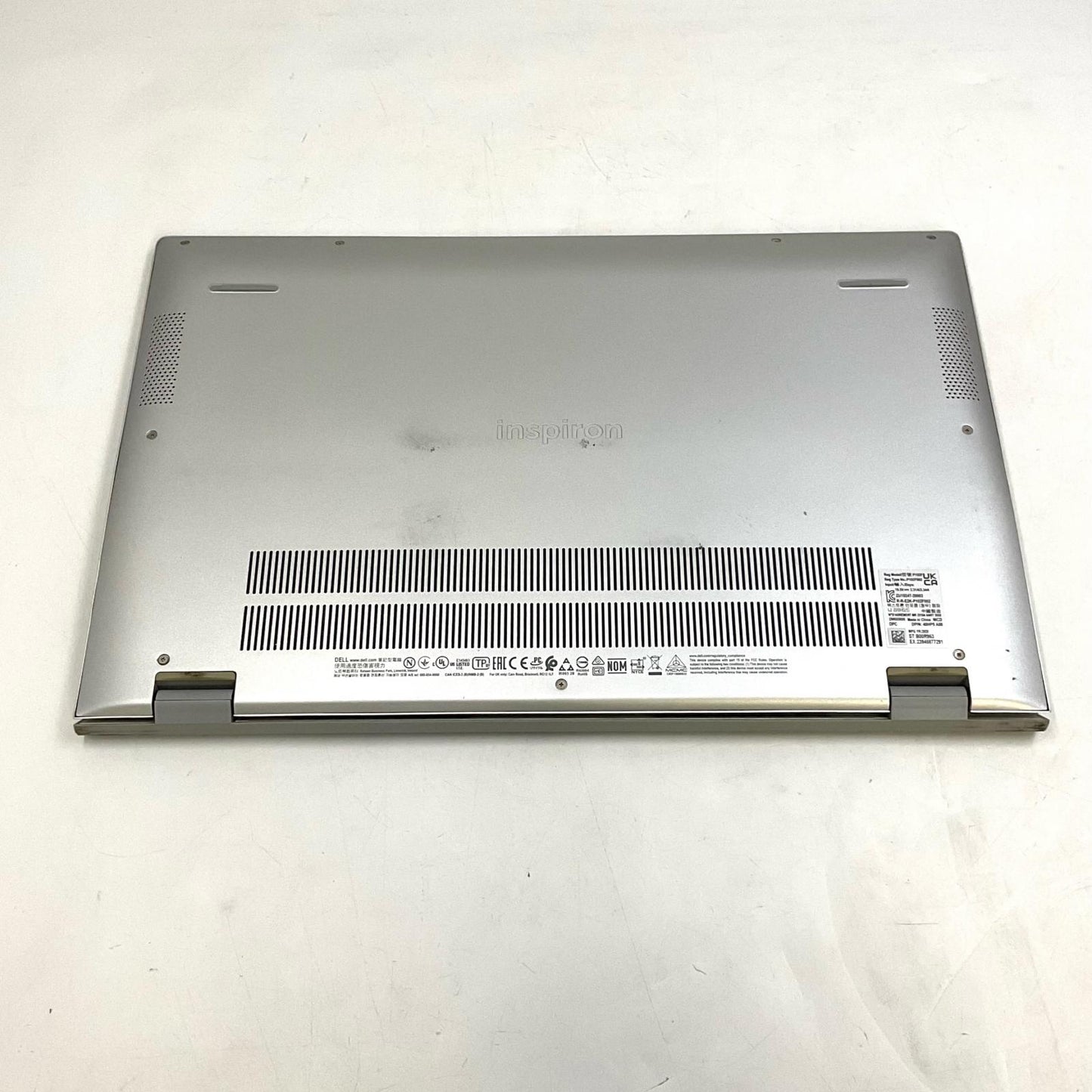 【最速発送】DELL Inspiron P102F002 i5-1135G7 8GB【難有】