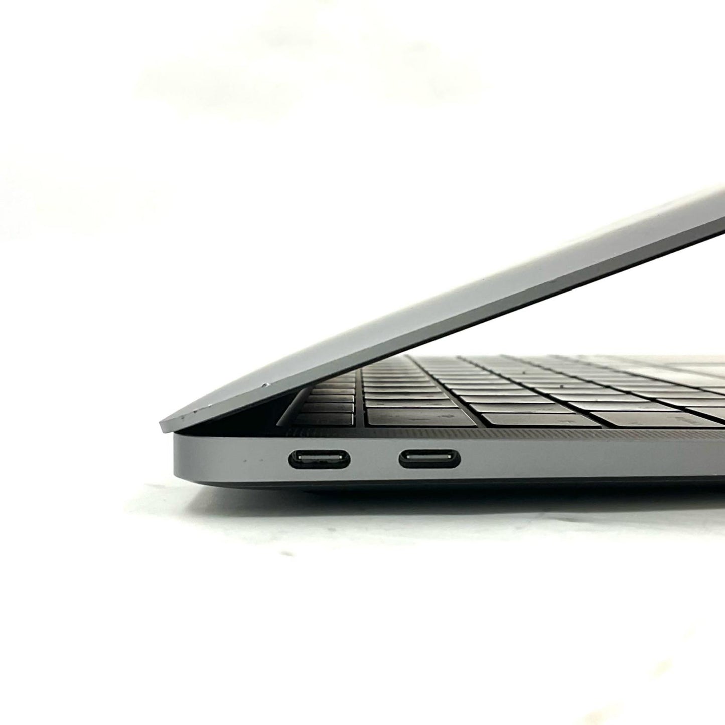 【全額返金保証】【最速発送】Apple MacBook Air 13.3インチ 2020 Apple M1 16GB 256GB スペースグレイ 100% 美品 動作確認済
