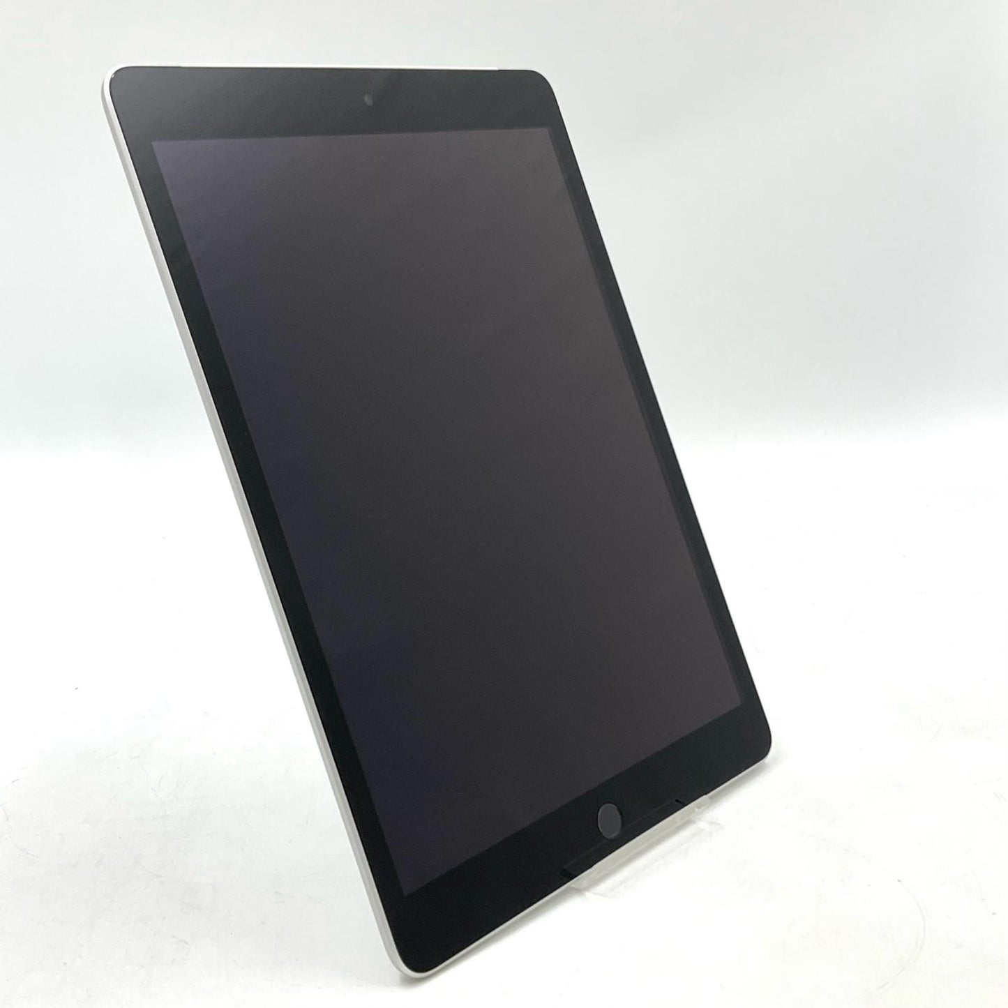 【全額返金保証】【最速発送】Apple iPad iPad 10.2インチ 第9世代 64GB シルバー WiFi+Cellular au 白ロム 美品 動作確認済