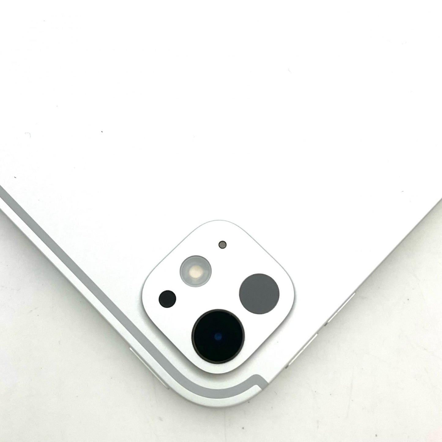 【全額返金保証】【最速発送】Apple iPad Pro M5 11インチ 256GB シルバー Wi-Fi 超美品 動作確認済
