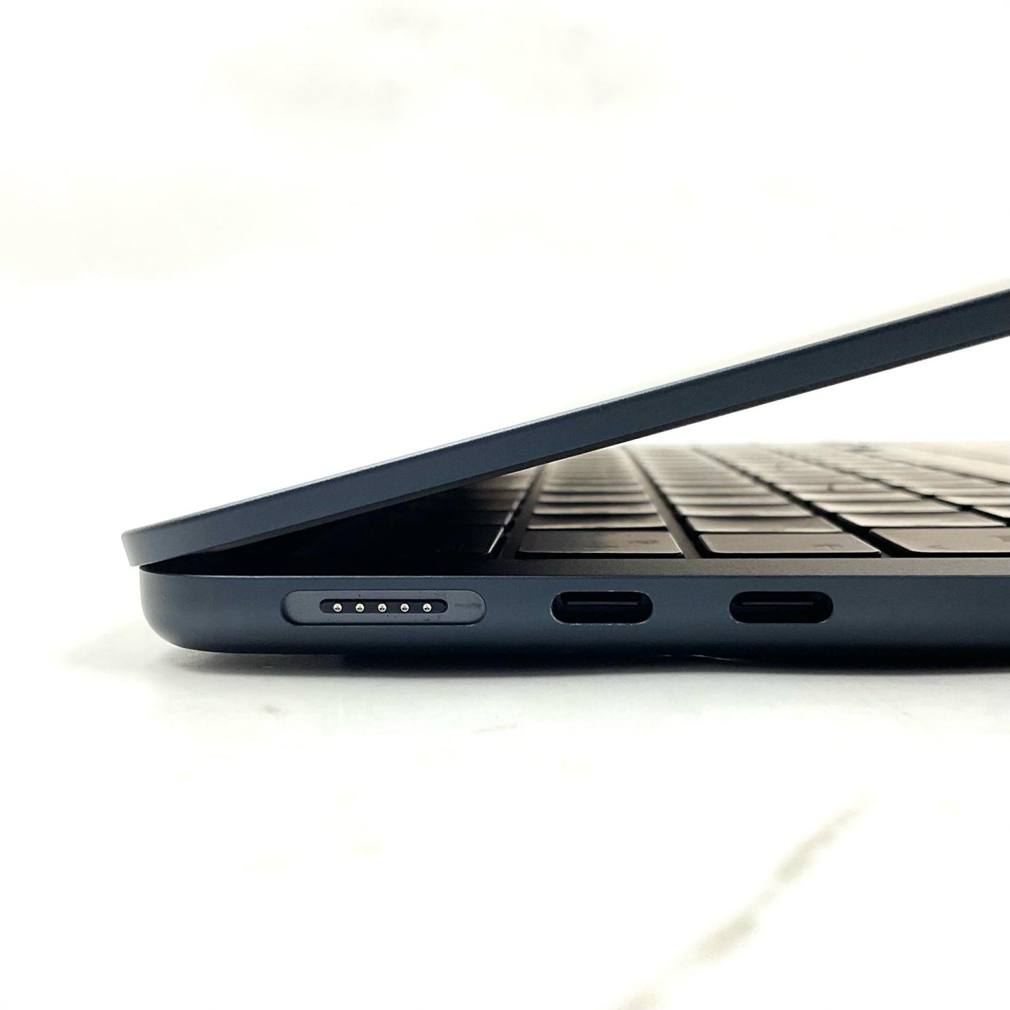 【全額返金保証】【最速発送】Apple MacBook Air 13インチ 2023 Apple M2 16GB 1TB ミッドナイト 88% 美品 動作確認済