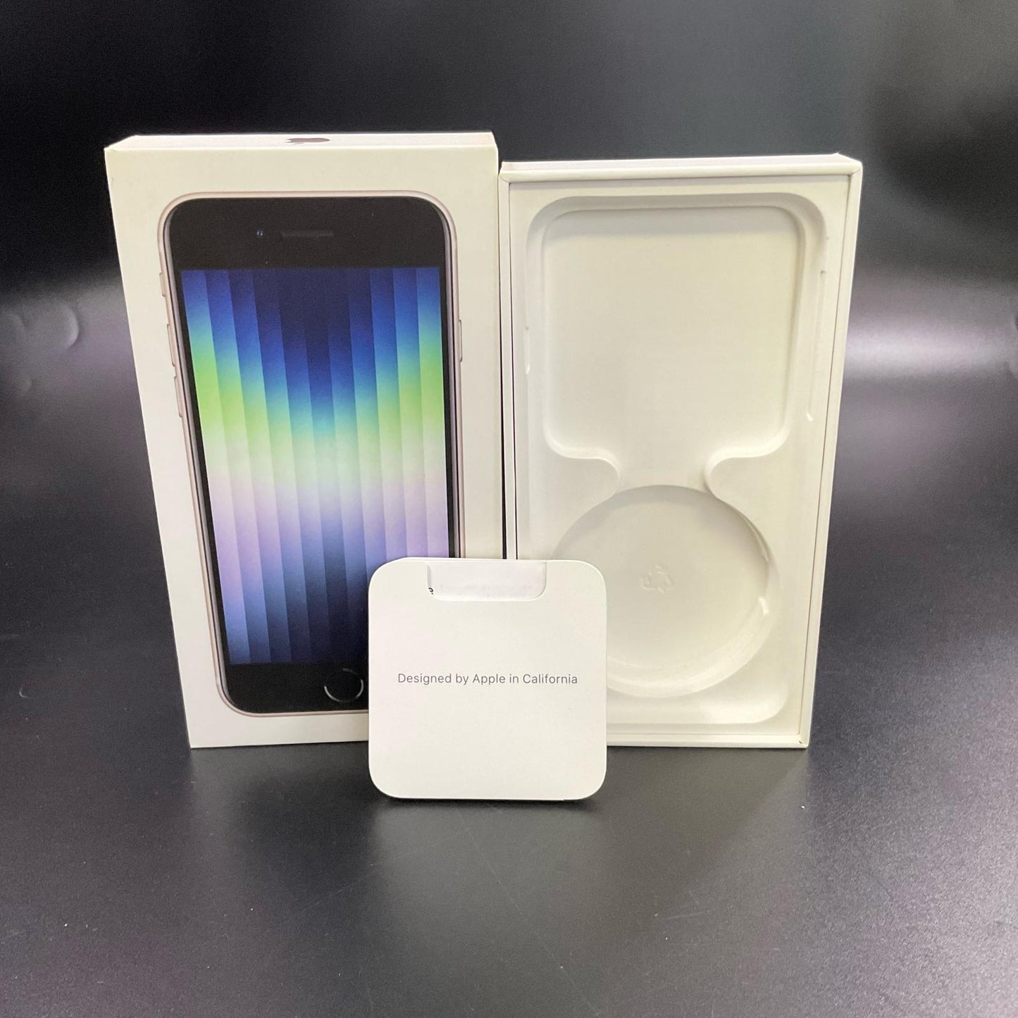 【全額返金保証】【最速発送】Apple iPhone iPhone SE（第3世代） 64GB スターライト au SIMフリー 白ロム 動作確認済 77%