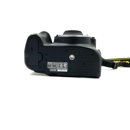 【全額返金保証】【最速発送】Nikon デジタル一眼 D5100 18-55 VR レンズキット ブラック 美品 動作確認済