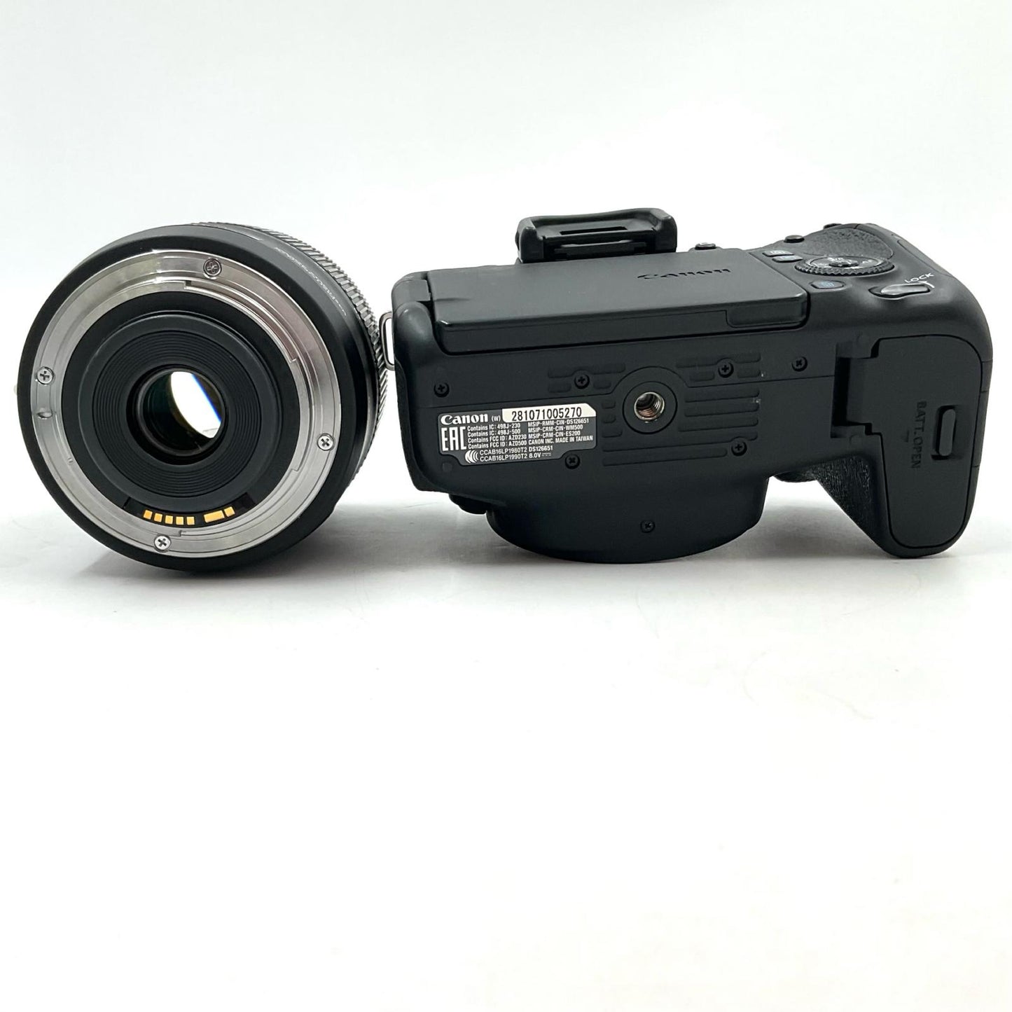 【全額返金保証】【最速発送】Canon デジタル一眼 EOS 9000D レンズキット EF-S18-135mm F3.5-5.6 IS USM ブラック 美品 動作確認済