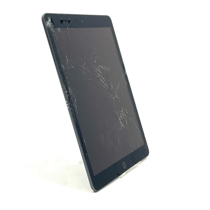 【最速発送】Apple iPad iPad 第9世代 Wi-Fi 64GB Space Gray【難有】