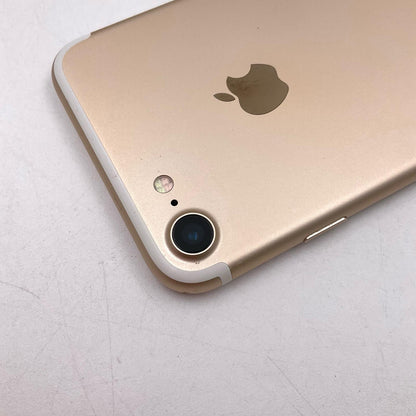 【全額返金保証】【最速発送】Apple iPhone iPhone 7 128GB ゴールド docomo SIMフリー 白ロム 動作確認済 77%