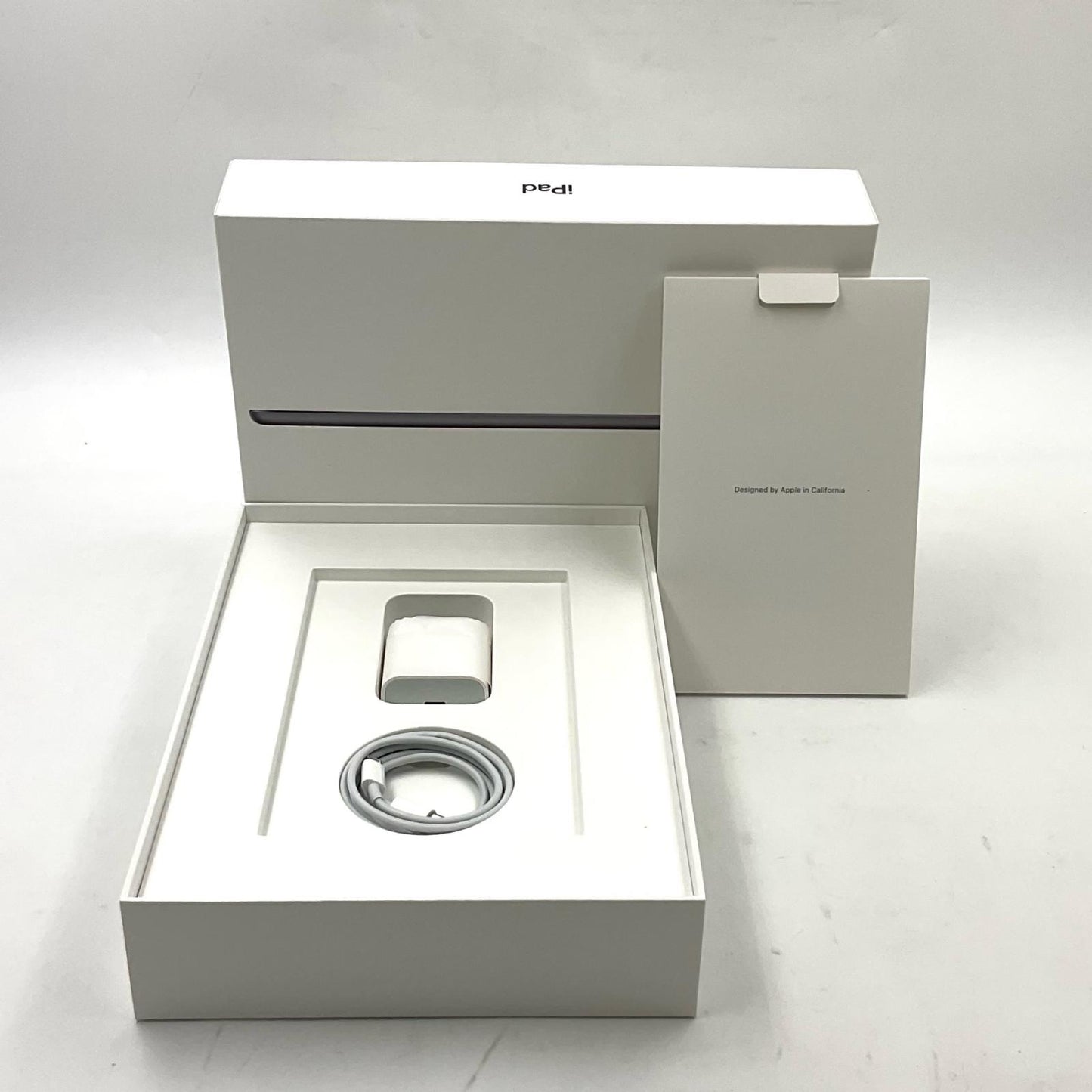 【全額返金保証】【最速発送】Apple iPad iPad 10.2インチ 第9世代 64GB スペースグレイ Wi-Fi 美品 動作確認済