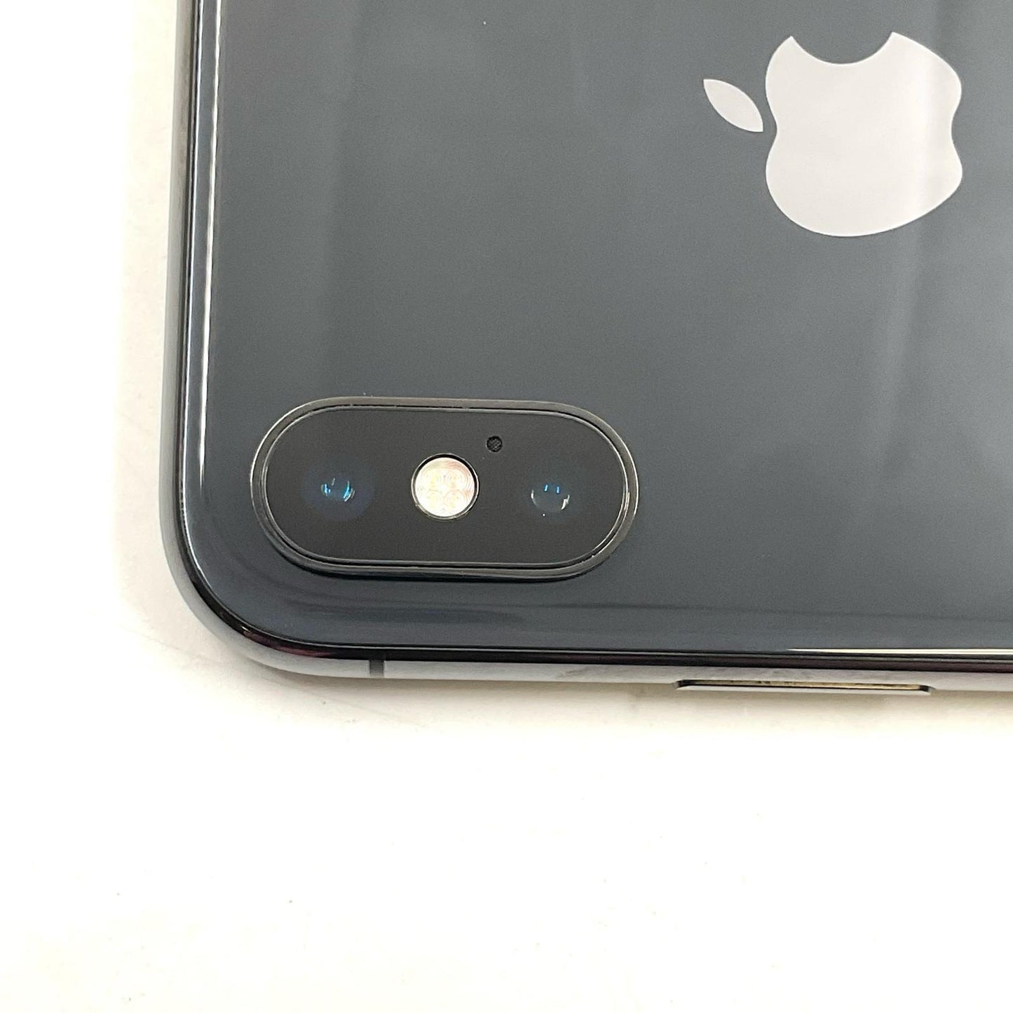 【全額返金保証】【最速発送】Apple iPhone iPhone X 64GB スペースグレイ docomo SIMフリー 白ロム 動作確認済 83%