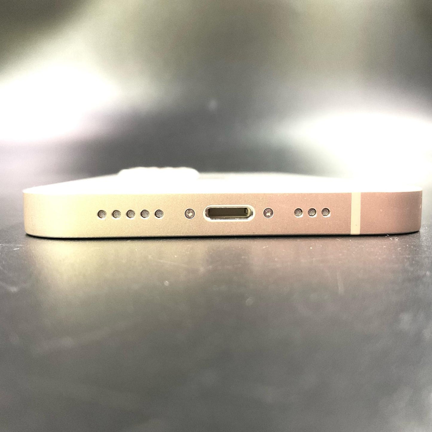 【全額返金保証】【最速発送】Apple iPhone iPhone 13 128GB スターライト au 白ロム 美品 動作確認済 100%
