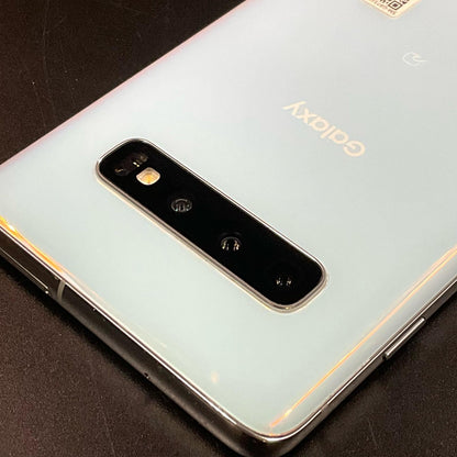【全額返金保証】【最速発送】SAMSUNG Galaxy S10 128GB プリズム ホワイト au SCV41 白ロム 動作確認済