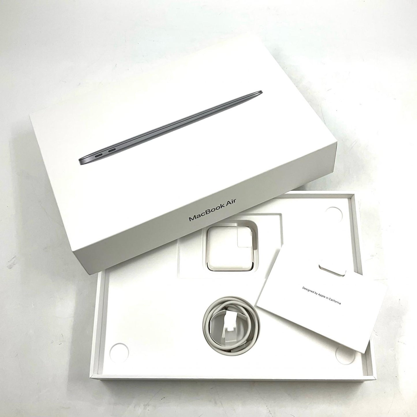 【全額返金保証】【最速発送】Apple MacBook Air 13インチ 2020 Apple M1 8GB 256GB スペースグレイ 100% 超美品 動作確認済