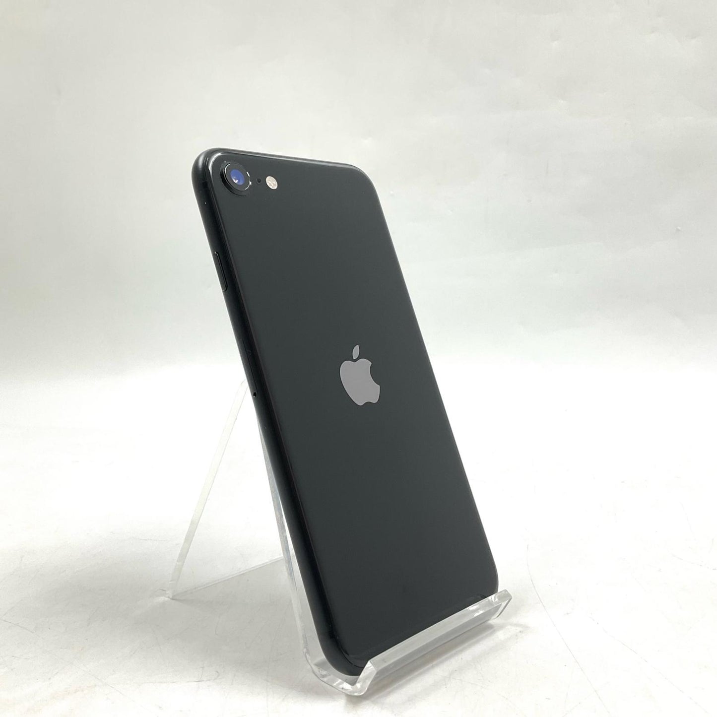 【全額返金保証】【最速発送】Apple iPhone iPhone SE（第2世代） 64GB ブラック Softbank 白ロム 動作確認済 77%