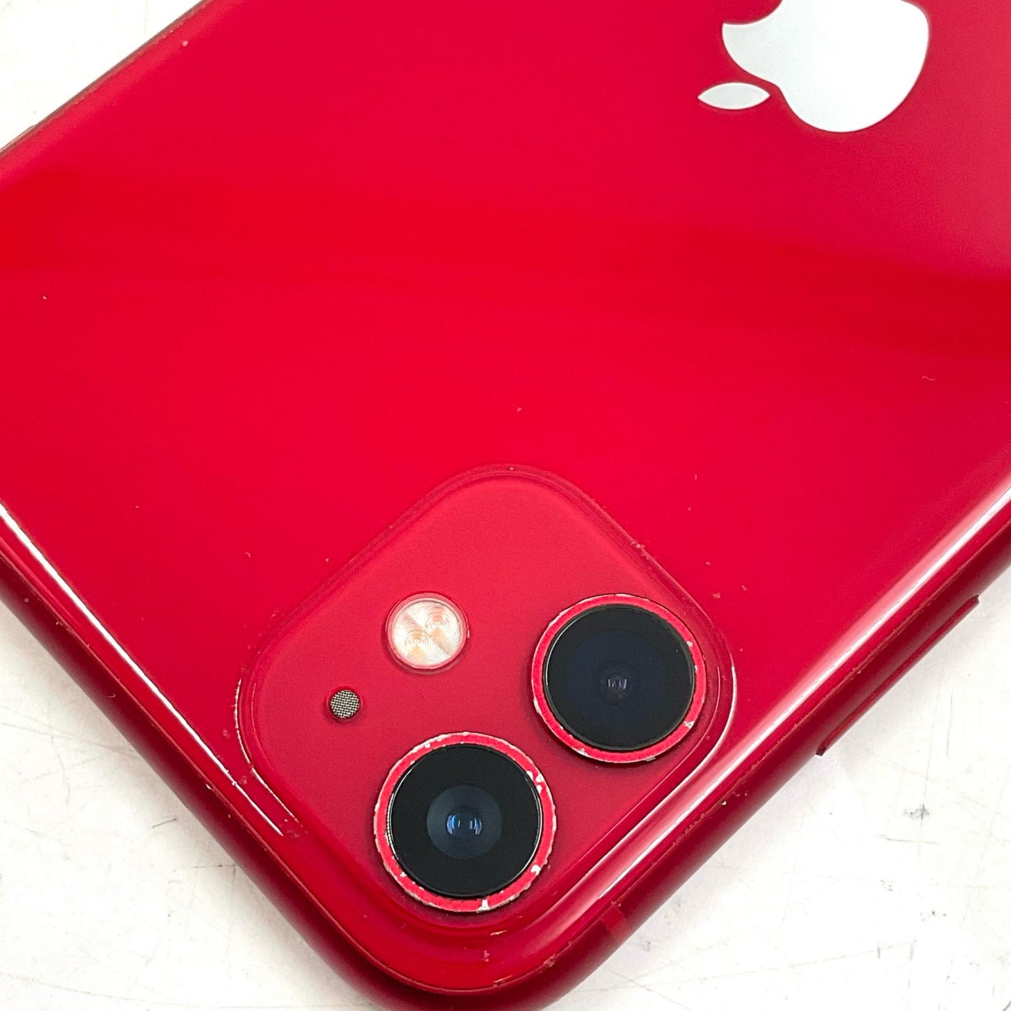 【全額返金保証】【最速発送】Apple iPhone iPhone 11 128GB (PRODUCT)RED au SIMフリー 白ロム 美品 動作確認済 84%