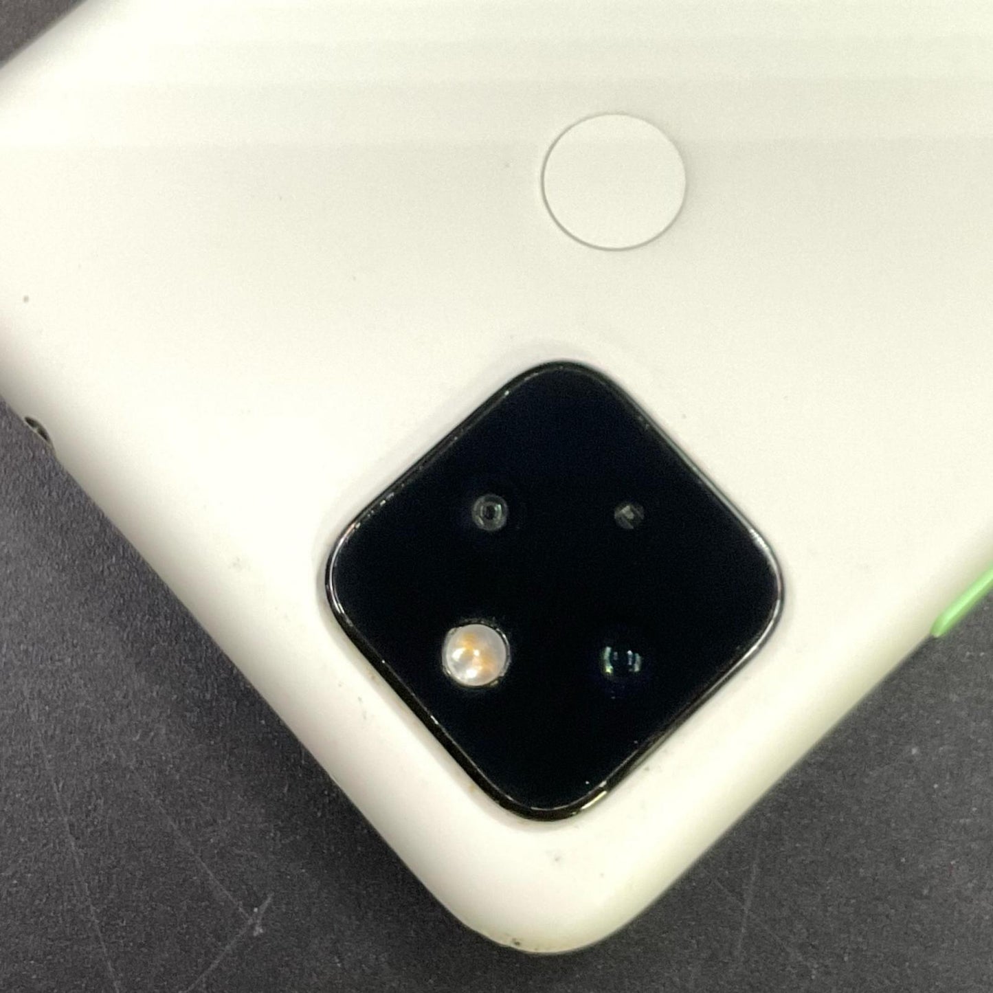 【最速発送】Google Pixel 4a(5G) 128GB クリアリーホワイト Softbank G025H 白ロム【難有】