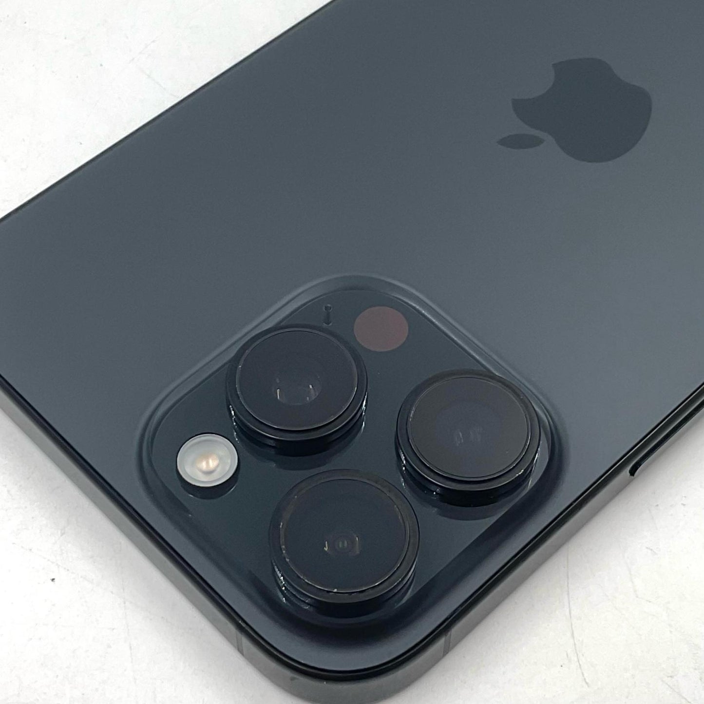 【全額返金保証】【最速発送】Apple iPhone iPhone 16 Pro Max 256GB ブラックチタニウム Softbank SIMフリー 白ロム 動作確認済 91%