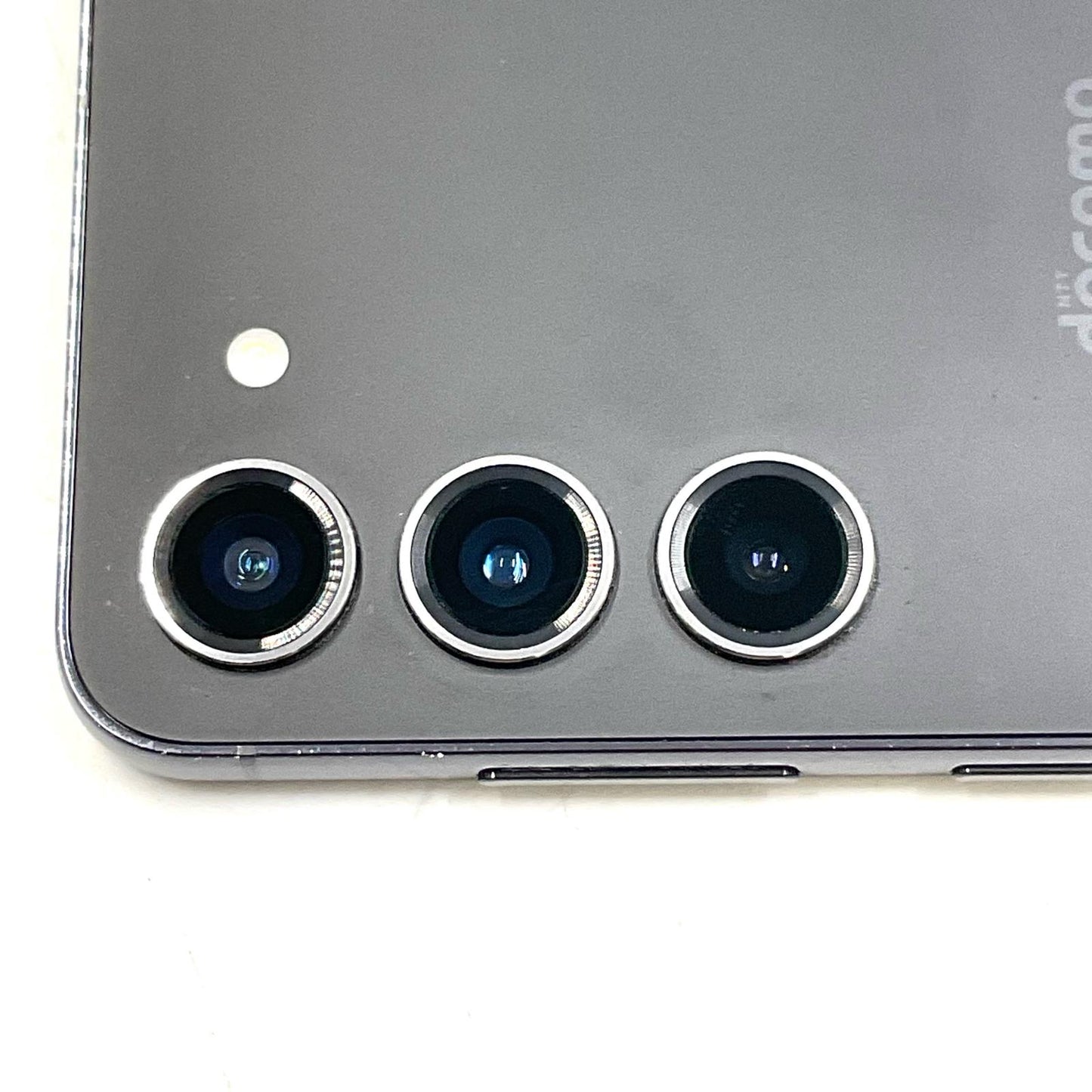【全額返金保証】【最速発送】SAMSUNG Galaxy S23 256GB ブラック docomo SIMフリー SC-51D 白ロム 美品 動作確認済