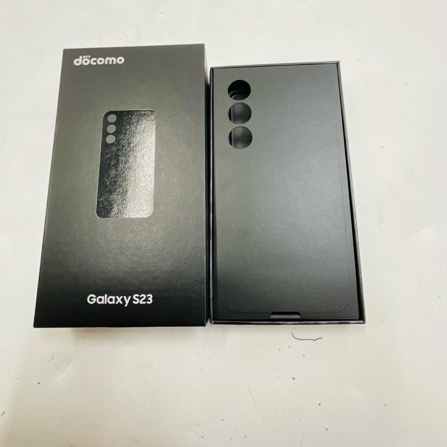 【全額返金保証】【最速発送】SAMSUNG Galaxy S23 256GB ブラック docomo SIMフリー SC-51D 白ロム 美品 動作確認済