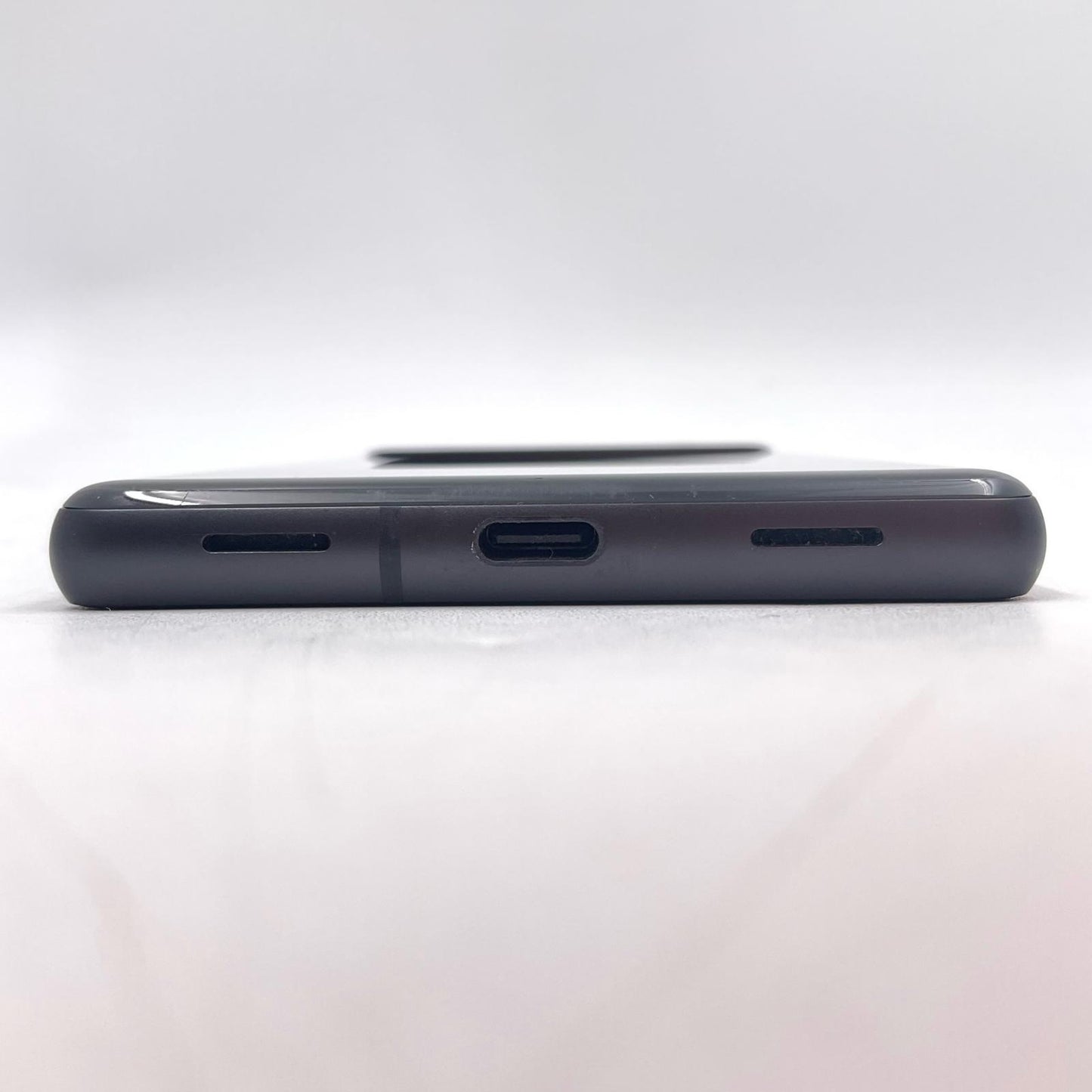 【全額返金保証】【最速発送】Google Pixel 7a 128GB チャコール au SIMフリー G82U8 白ロム 美品 動作確認済