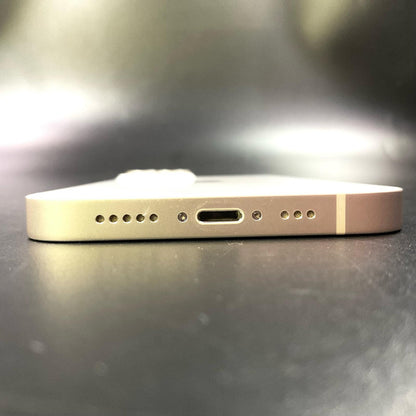 【全額返金保証】【最速発送】Apple iPhone iPhone 14 128GB スターライト docomo SIMフリー 白ロム 美品 動作確認済 82%