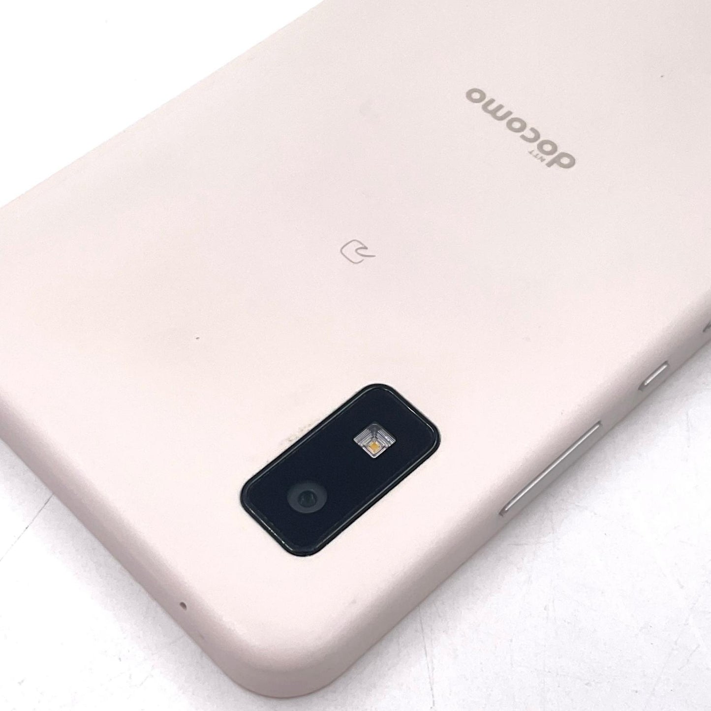 【全額返金保証】【最速発送】SHARP AQUOS wish2 64GB ホワイト docomo SH-51C 白ロム 動作確認済