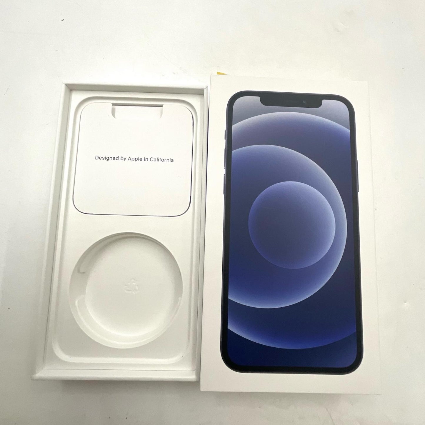 【最速発送】Apple iPhone iPhone 12 64GB ブルー au 白ロム【難有】 75%