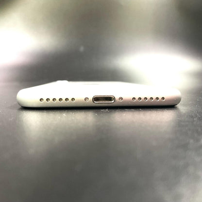 【全額返金保証】【最速発送】Apple iPhone iPhone SE（第2世代） 64GB ホワイト Softbank 白ロム 動作確認済 78%