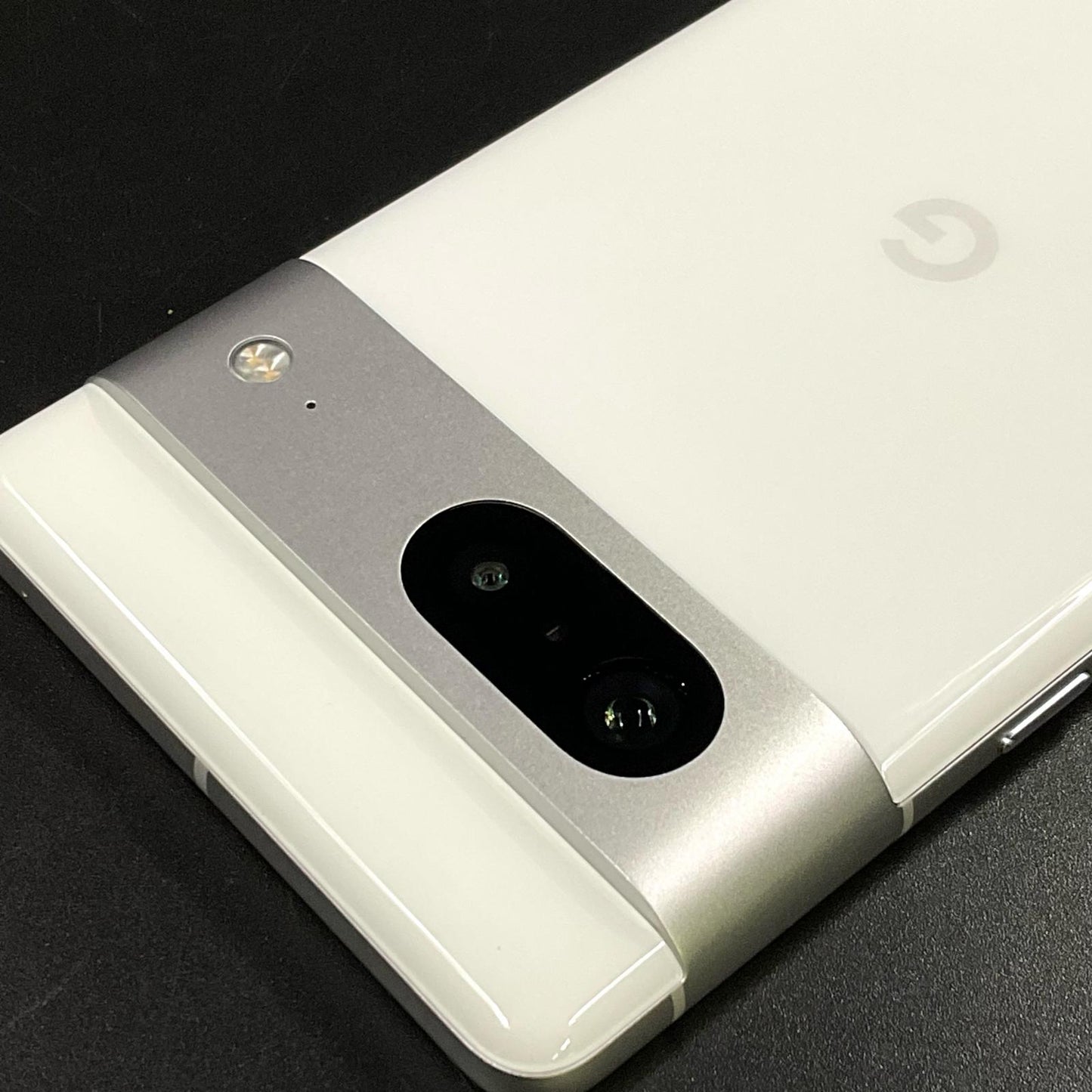 【全額返金保証】【最速発送】Google Pixel 7 128GB Snow au G03Z5 白ロム 美品 動作確認済