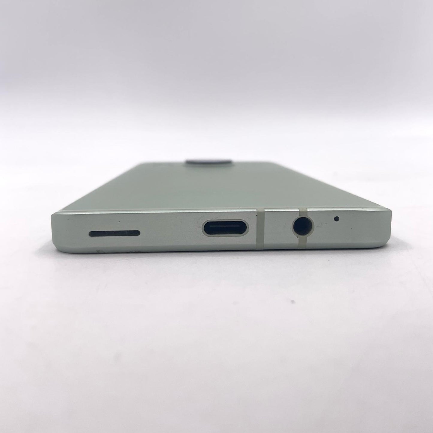 【最速発送】SHARP AQUOS sense8 128GB ペールグリーン SIMフリー SH-M26 白ロム【難有】