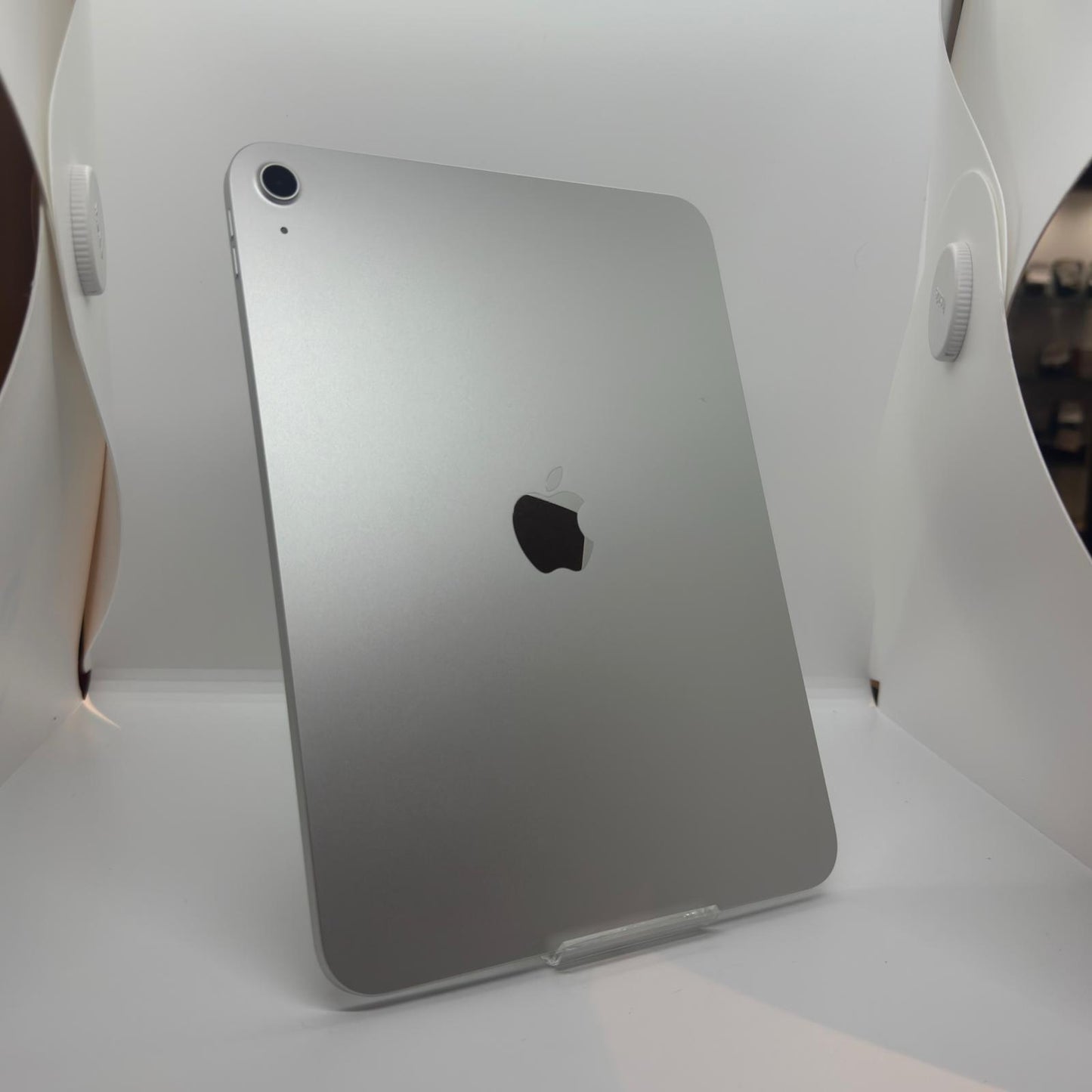 【全額返金保証】【最速発送】Apple iPad iPad A16 11インチ 128GB シルバー Wi-Fi 超美品 動作確認済