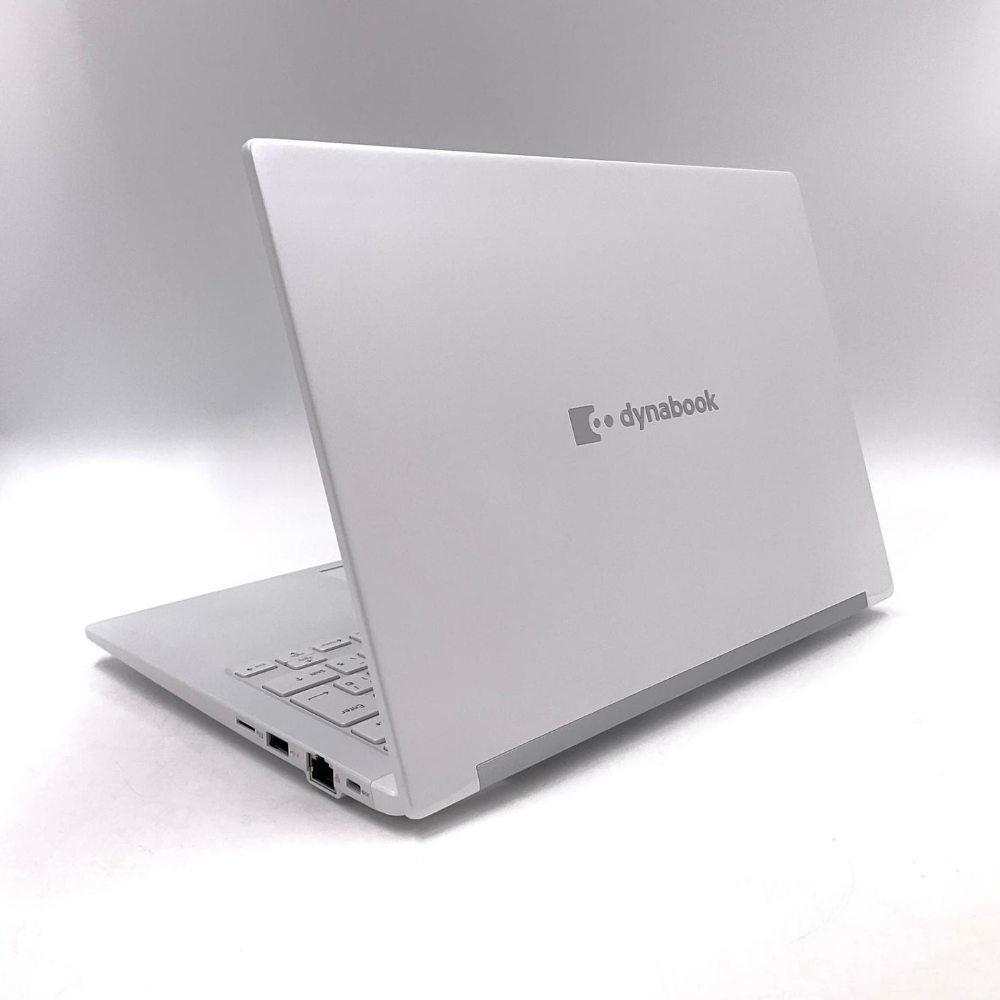 【全額返金保証】【最速発送】dynabook dynabook P4G6YWBE i7-1360P 16GB M.2 SSD 512GB 100% 超美品 動作確認済