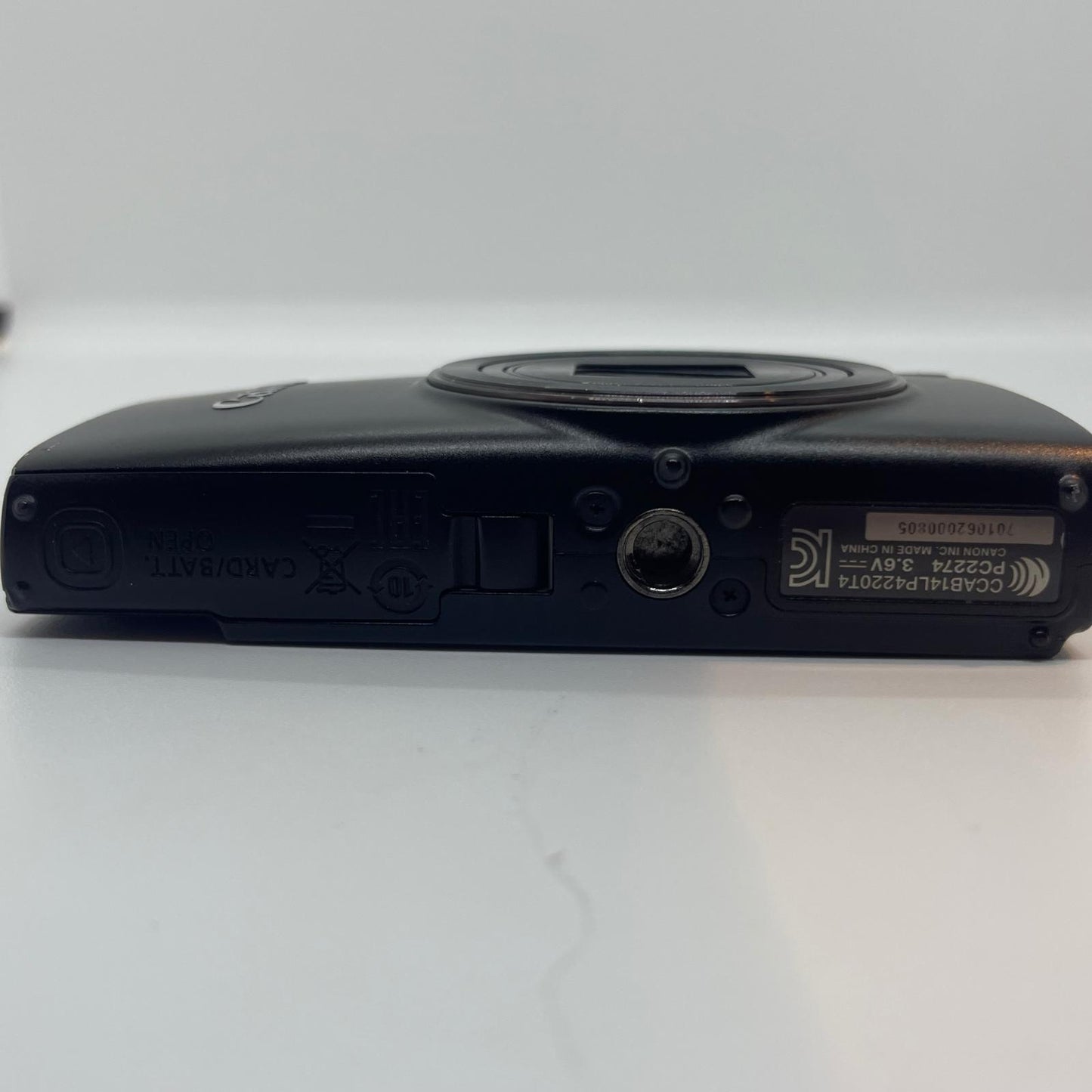 【全額返金保証】【最速発送】Canon コンパクトデジタルカメラ IXY 650 ブラック 動作確認済
