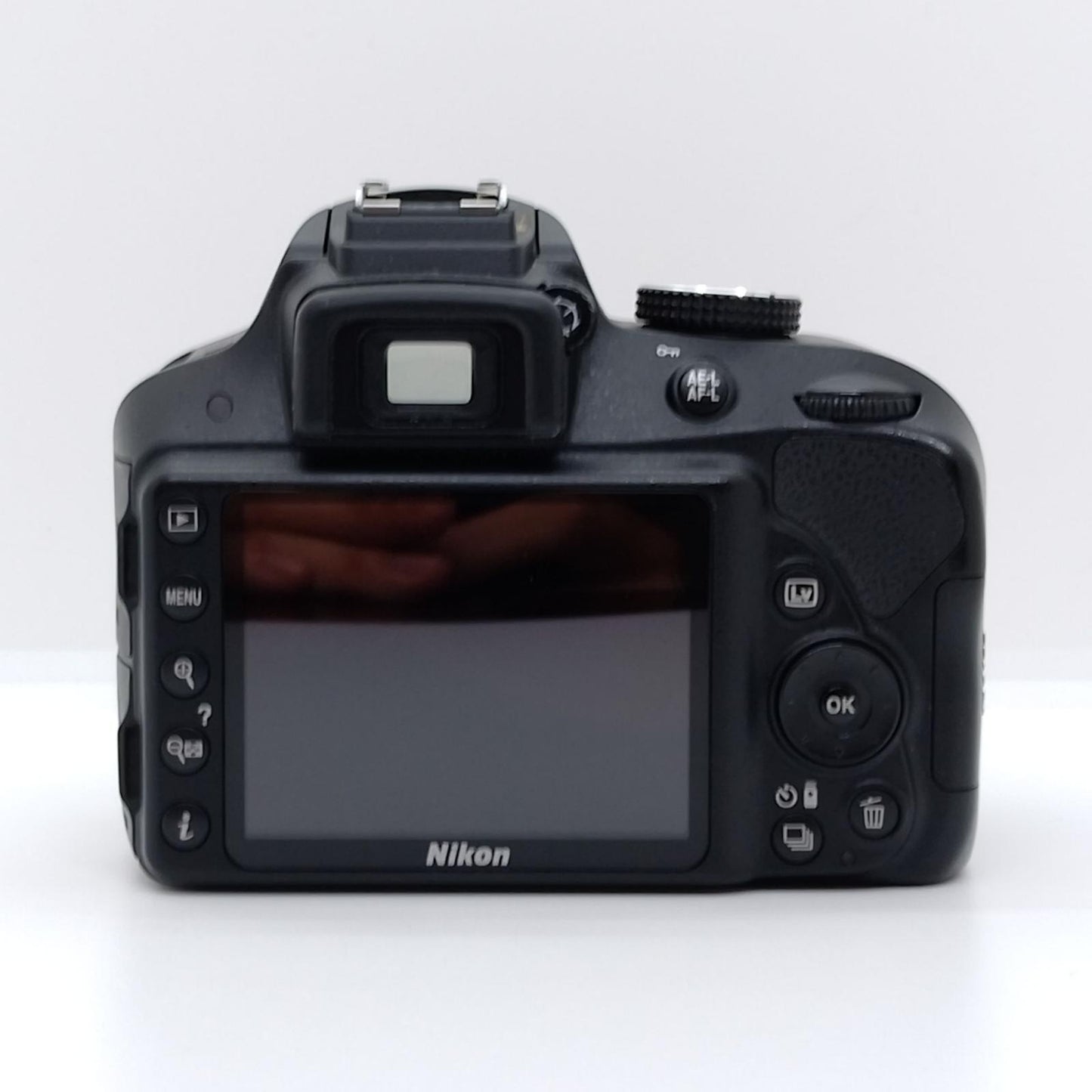 【全額返金保証】【最速発送】Nikon デジタル一眼 D3300 18-55 VRII レンズキット 動作確認済
