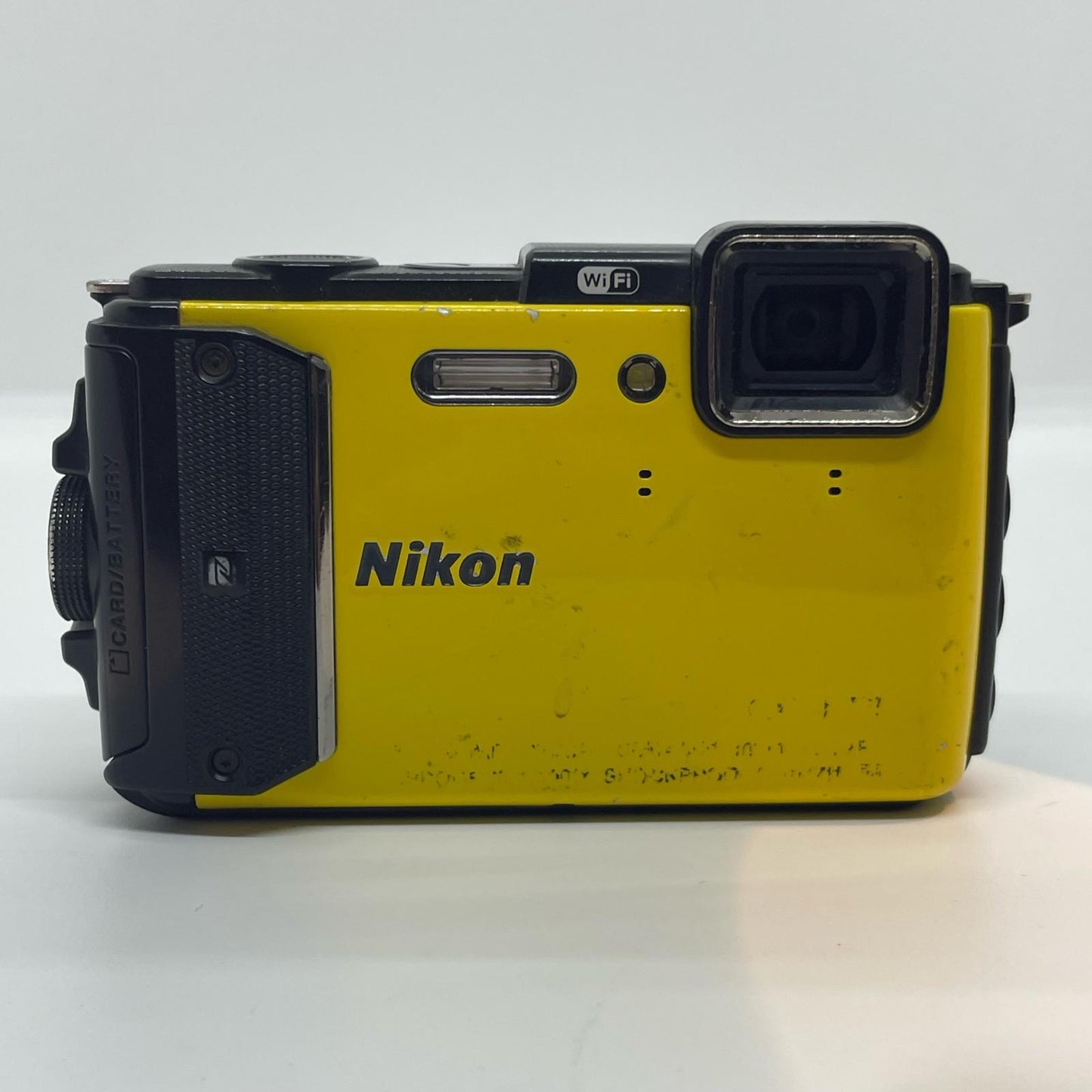 【全額返金保証】【最速発送】Nikon コンパクトデジタルカメラ COOLPIX AW130 イエロー 動作確認済